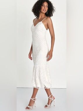 Lulu’s Charismatic Love White Floral Beaded Sequin Midi Dress-L